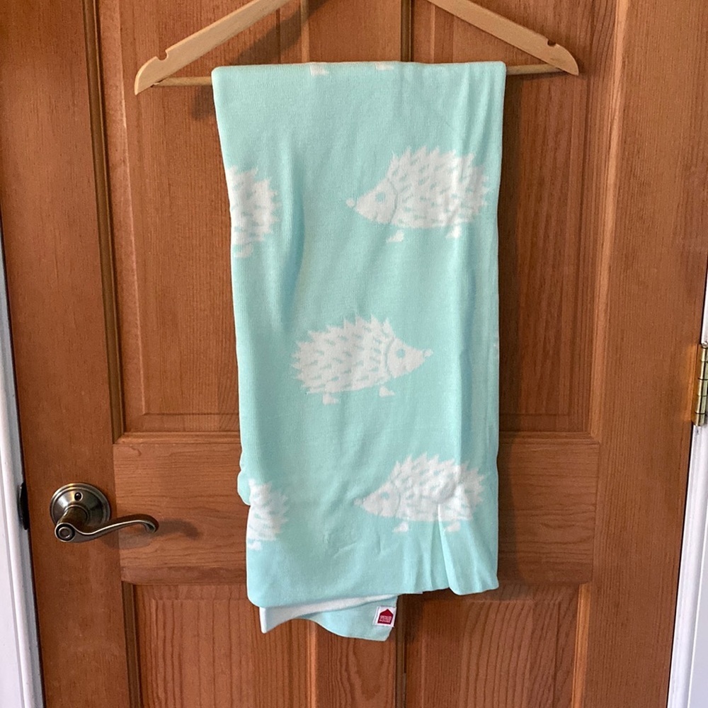 Speckled House Organic Cotton Baby Crib Reversible Blanket Hedgehog $74 retail
